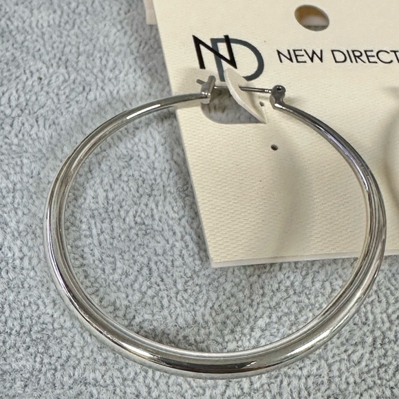 ND New Directions 2" Silver Tone Hoop Earrings - Picture 3 of 3